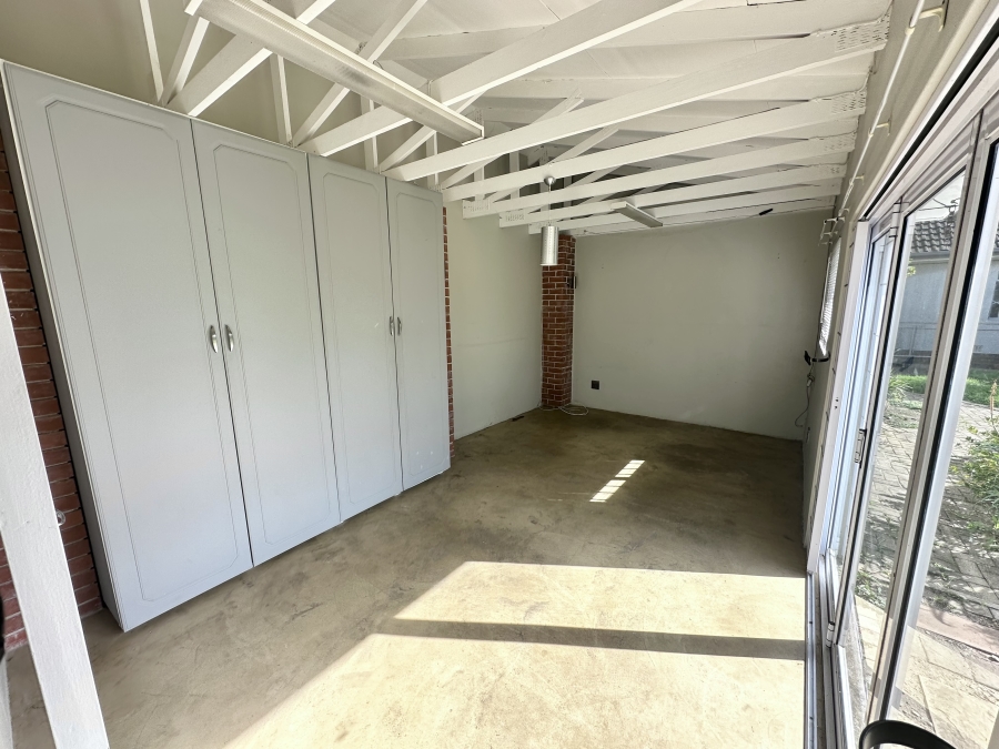 4 Bedroom Property for Sale in Miramar Eastern Cape